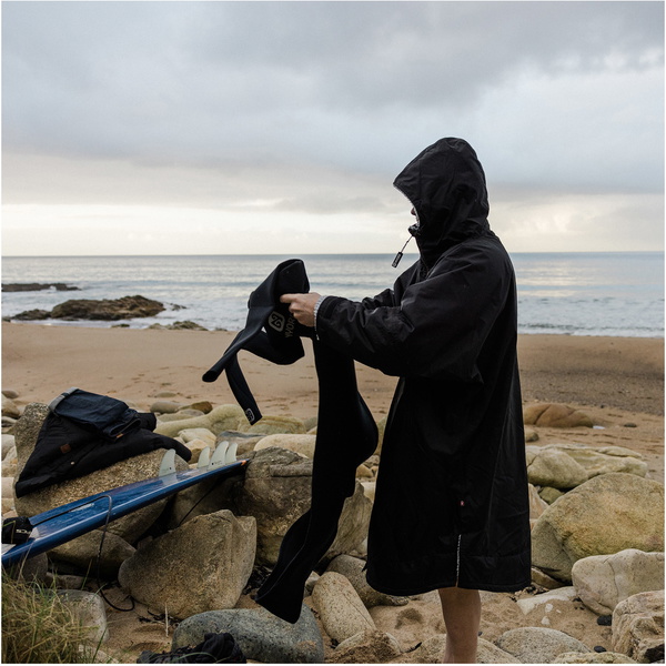 2026 Nyord Primaloft Outdoor Changing Robe ACC0005 - Black / Grey