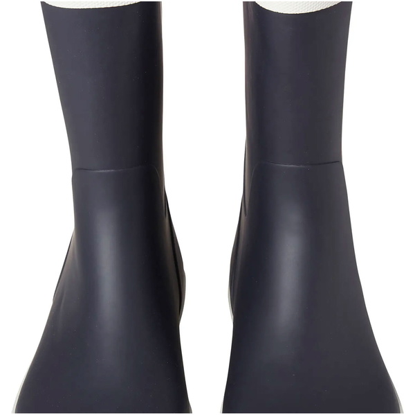 2026 Helly Hansen Nordvik 2 Sailing Boots 11660 - Navy