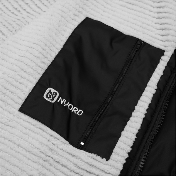 2026 Nyord Primaloft Outdoor Changing Robe ACC0005 - Black / Grey